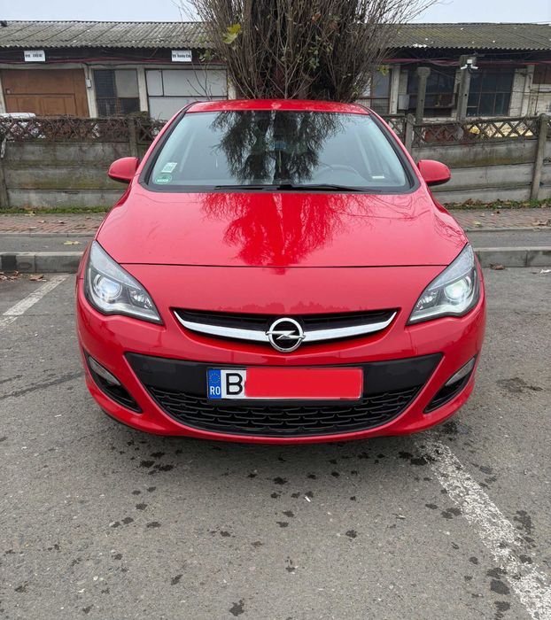 Opel Astra J 1.6 CDTI • Hatchback • Bi-Xenon • Euro 6