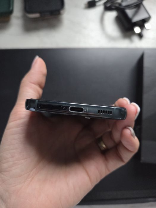 Samsung S22 5G Green 128GB Dual Sim.