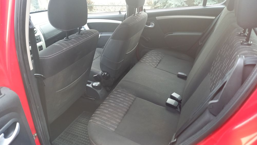 Dacia Sandero 1.2 benzină 2011