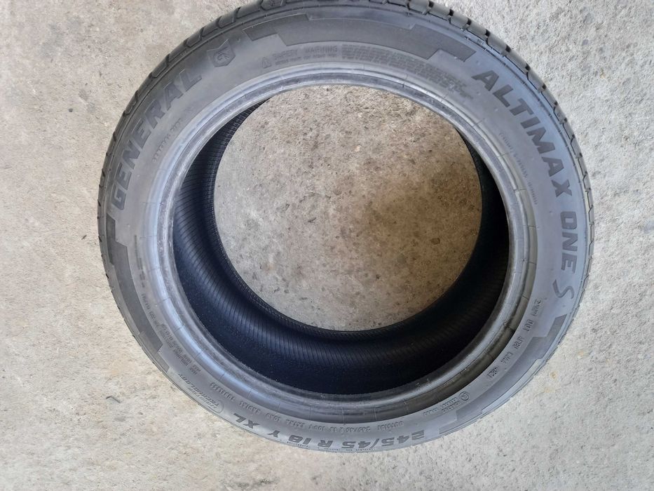 245/45 R18 GENERAL Altimax