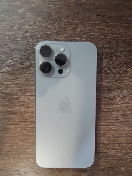 iphone 16 pro max impecabil