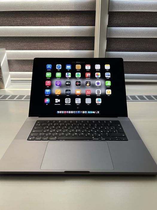 Macbook pro 16.2 m1 pro