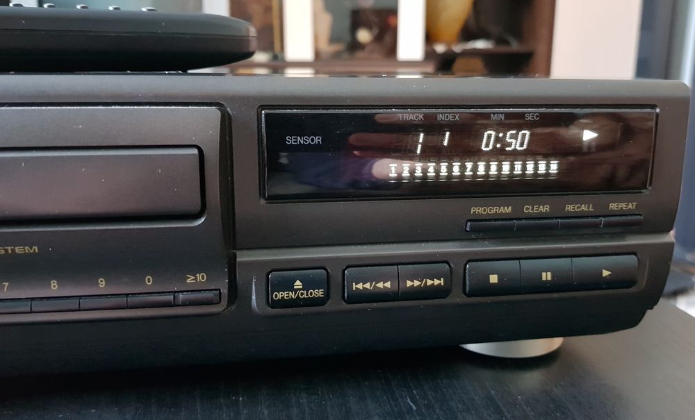 CD Player Technics SL-PG570A cu telecomanda.