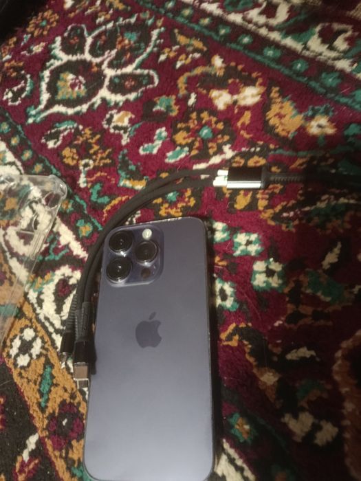 Продам айфон 14 про идеал