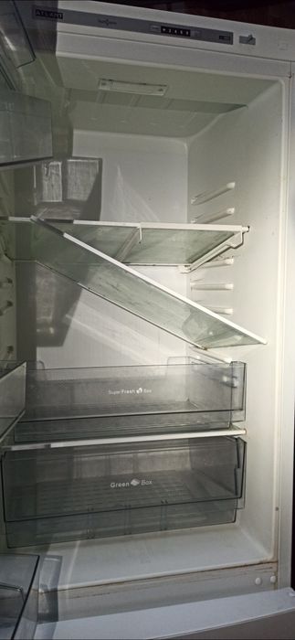 Продам холодильник