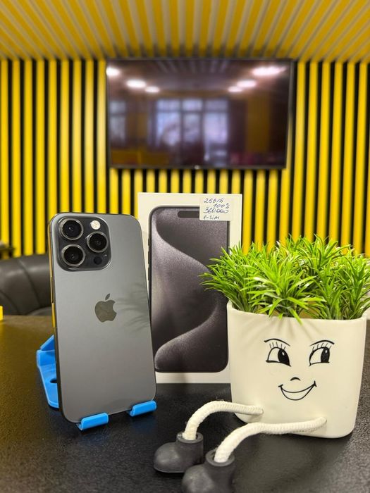 IPhone 15Pro,256гб, 100%, E-sim