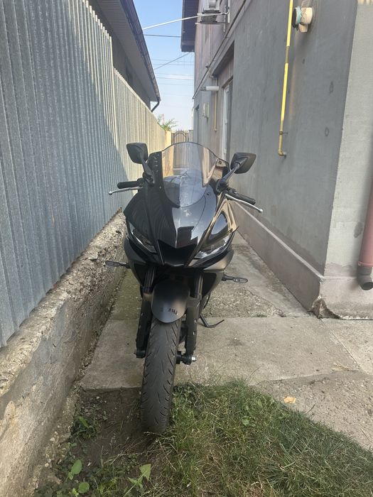 Vand yamaha r3 2024