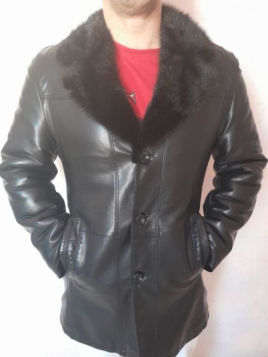 Кожаная куртка классическая