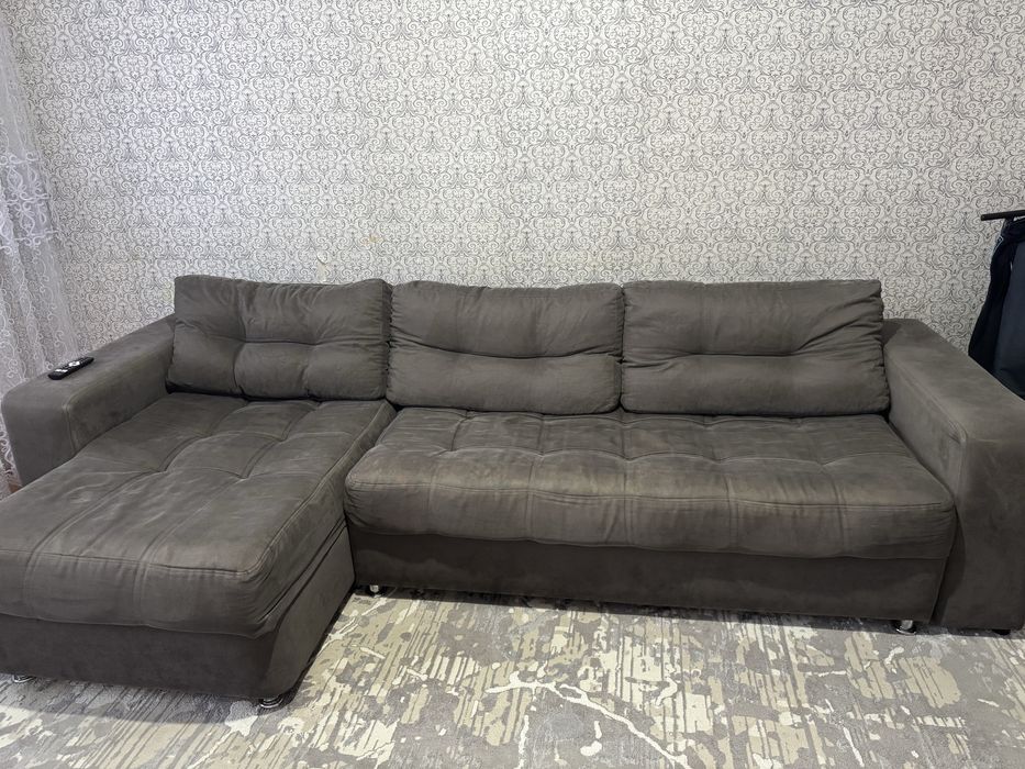 Продам угловой диван