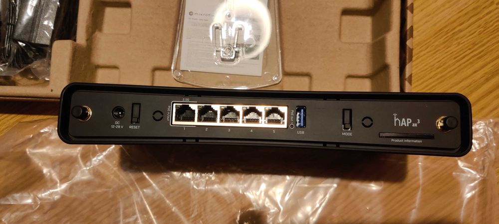 Mikrotik hAP ax3
