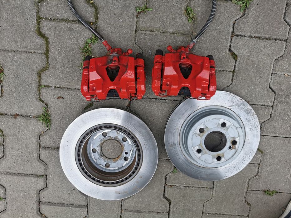 Задни спирачни апарати W204 Ц класа C204 дискове и накладки