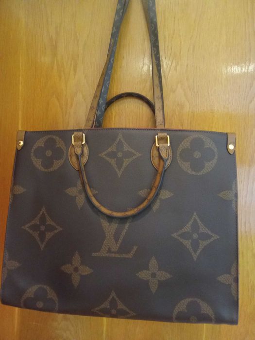 Голяма чанта Louis Vuitton - 120 евро.
