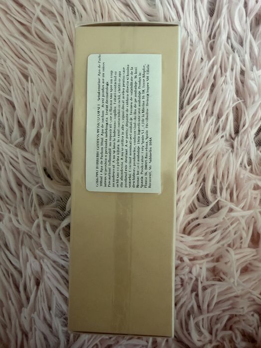 De vanzare parfum sigilat