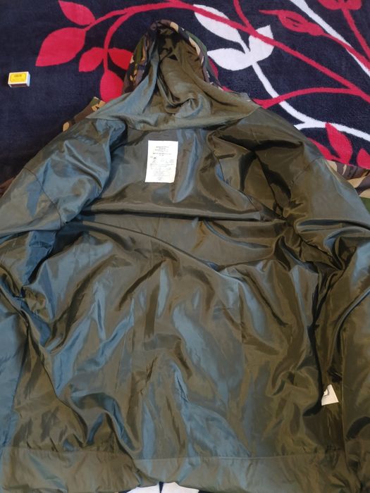 Ловно яке цвят зелен