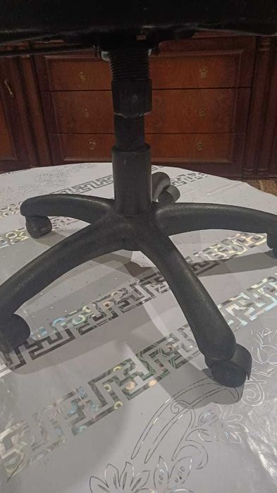 Продам компьютерное кресло
