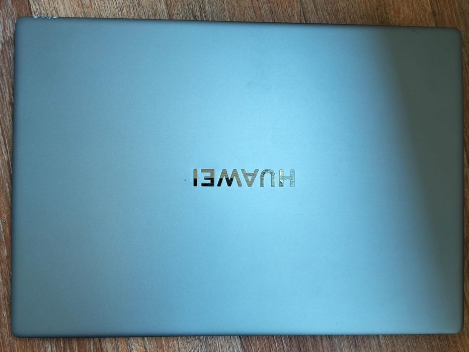Срочно продам Huawei MateBook D 16 с
