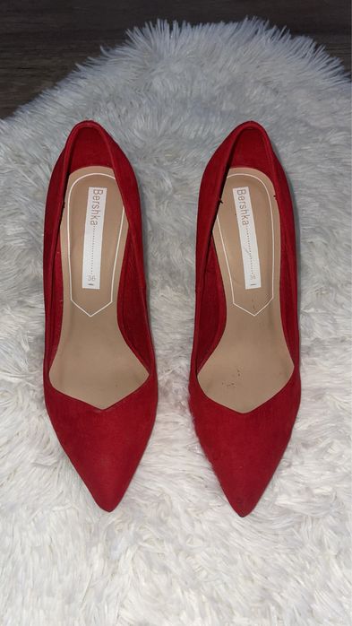 Обувки на Бершка и още модели