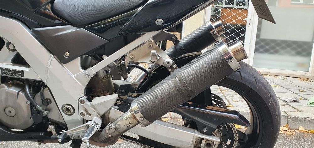 Suzuki SV 1000 Street fighter