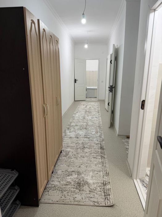 левый берегтен 2ком. квартира ұзақ мерзімге жалға беріледі