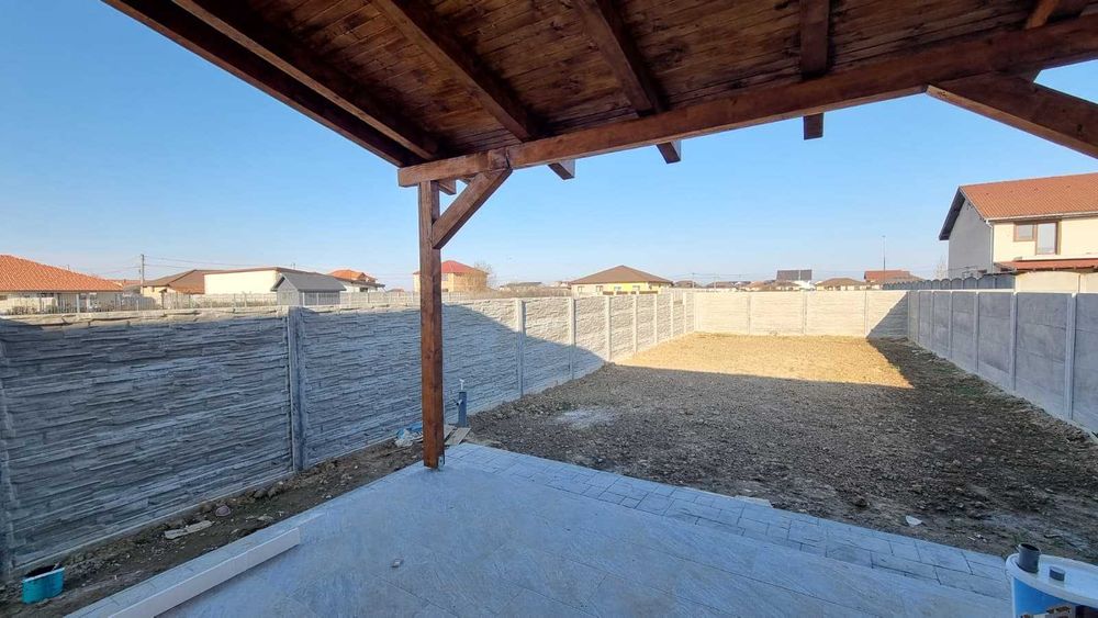 Proprietar, vand jumatate de duplex pe parter cu 3 camere, Sag, Timis