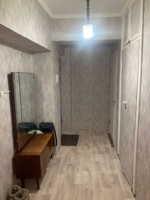 Продам 4-х комнатную квартиру