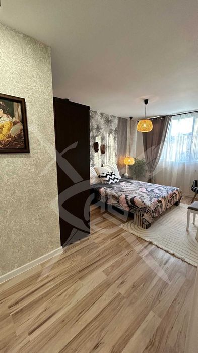 Продава се Тристаен апартамент в Пловдив, Гагарин - 61 кв.м за 2123 €/кв.м - Снимка #16