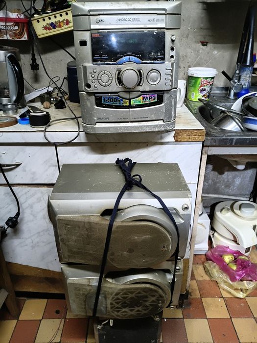 Музыкальный центр LG. √√√√√√√√√