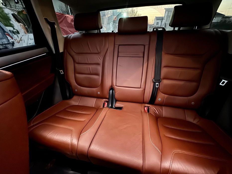 Volkswagen Touareg 7P – 3.0 TDI V6 – 262 CP – 4x4 – Panoramic Roof – P