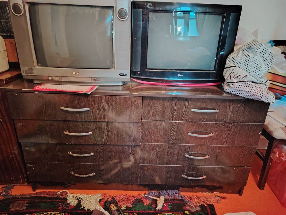 Сатамын телевизор 3еу, бу, микрова. печь, принтер, тумба