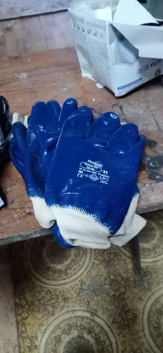 Перчатки рабочие