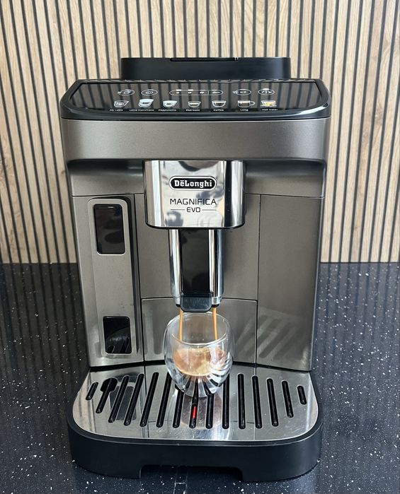 Delonghi Magnifica EVO ECAM  290.81.TB -Перфектно състояние с гаранция
