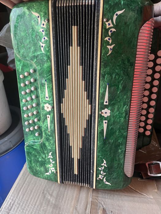 Классический баян