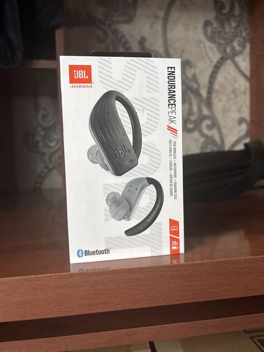 JBL Endurance peak полный комплект с коробкой
