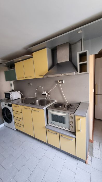 Дава се под наем Етаж от къща в Варна, Галата - 100 кв.м за 548.25 € - Снимка #3