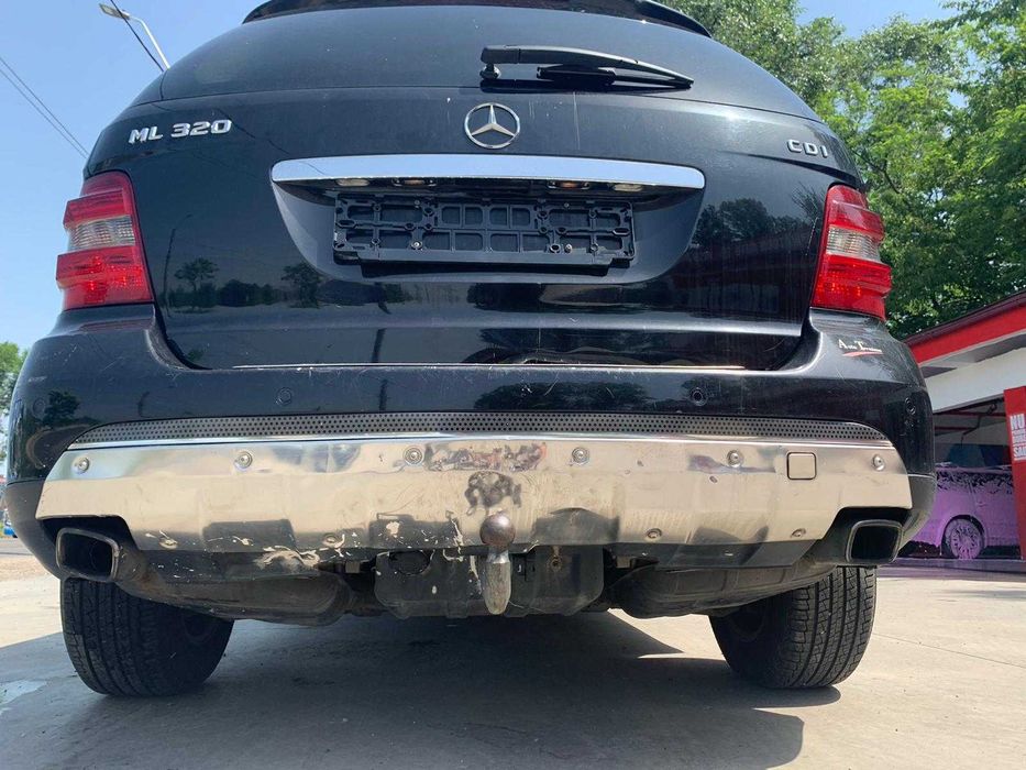 Dezmembrez mercedes ml w164/sam spate ml 164/perne w164/bara fata
