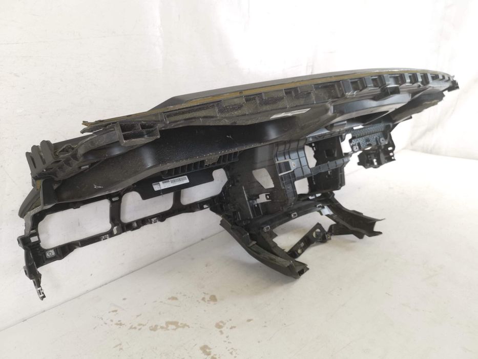 Ауди Q7 / Audi Q7 4M Оригинален арматурен панел в добро състояние