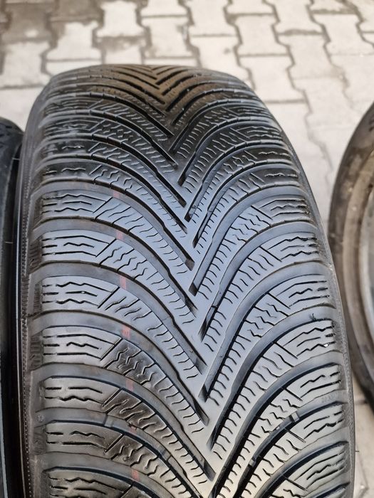 215 60 16 Michelin 4бр.