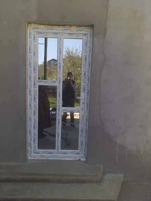 Tamplarie PVC cu geam termopan