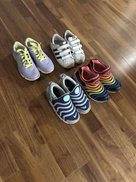 Детские кроссовки