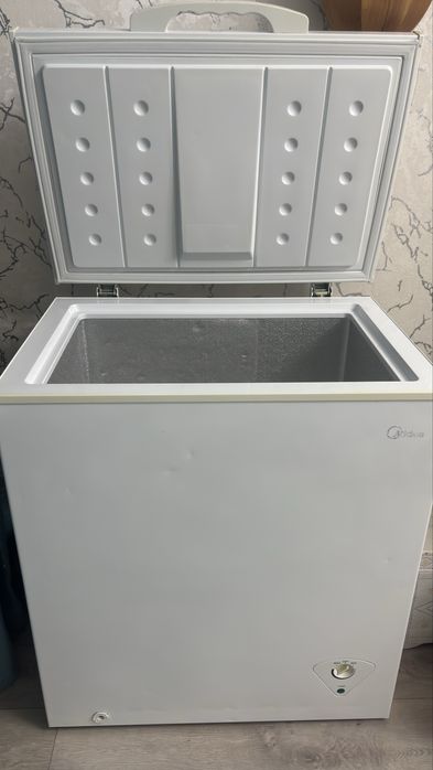 Продам морозильник