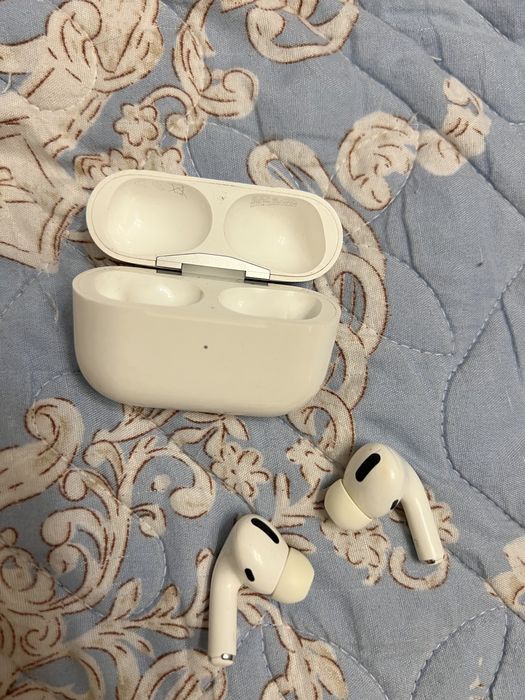 Airpods pro кейс
