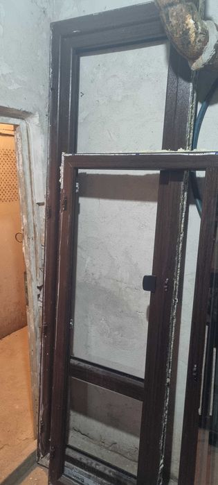 Здравейте, продавам  pvc дограма цвят венге