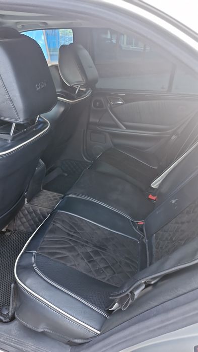 Мерседес Е 210, 112 мотор, 2001 года