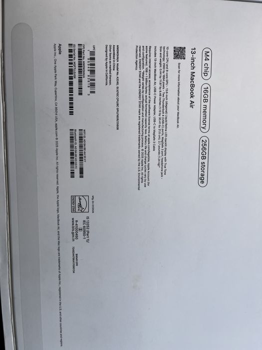 Macbook m4, 256 гб, 14 диагональ