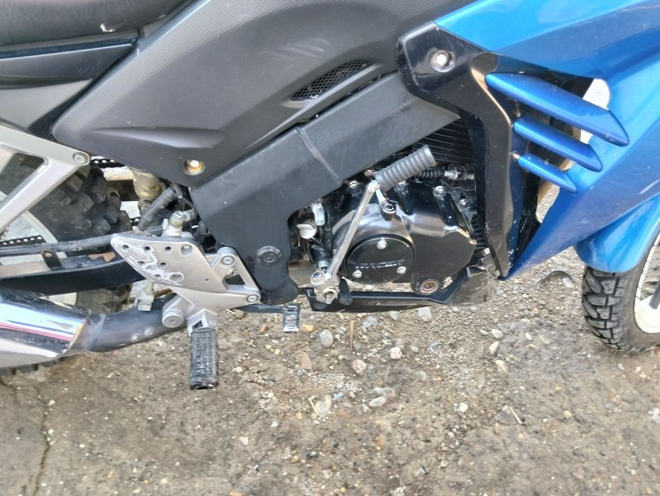 Продам мотоцикл skyway 250 кубов