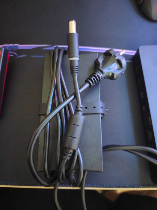 Докинг станция Dell Dock WD19S