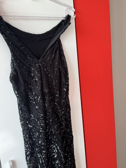 Официална рокля