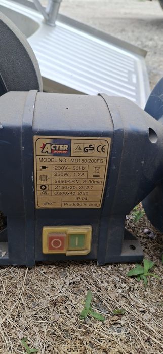 polizor de banc / polizor electric combinat (bench grinder), marca Acter Power, model MD150/200FG.