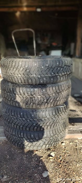 Продаю зимнюю резину