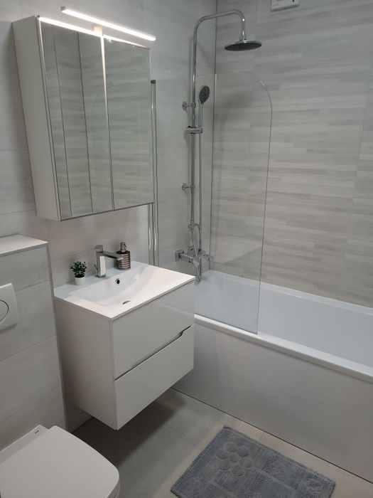 Inchiriez garsoniera